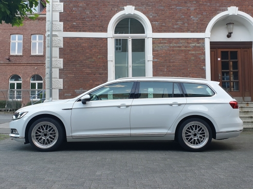 IB Le Mans ® Satz 8,5x18Zoll LK 5x112 Silber mit Edelstahlschrauben