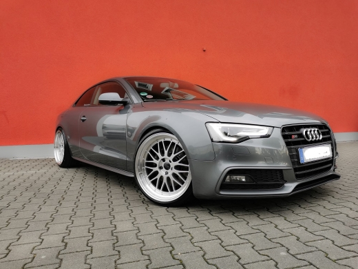 IB Le Mans ® Satz 10 x 20 LK 5x112 Silber mit Edelstahlschrauben