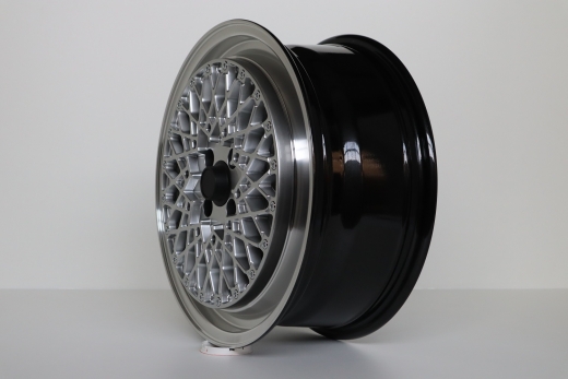 IB Klassik 50 Lip Satz 7x17Zoll ET35 LK 5x100 Silber