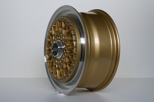 BSX Klassik Lip Satz 7x17Zoll ET35 LK 4x100 mit Tüv Gold
