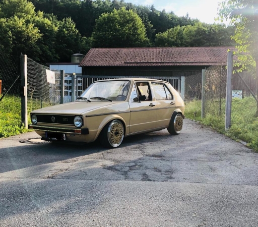 IB Klassik 50 Lip Satz 7x17Zoll ET35 LK 4x100 Gold