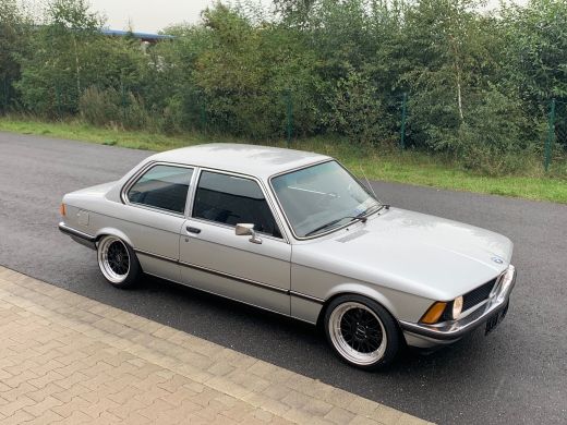 IB Le Mans Youngtimer 9x16Zoll ET20 LK 4x100 Schwarz