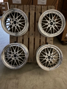 IB Le Mans ® Satz 8,5 x 20 LK 5x120 Silber